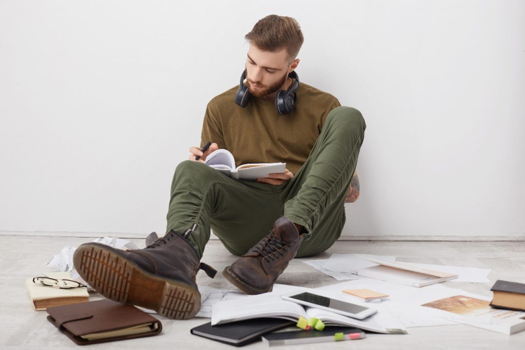 Expresikan Dirimu dengan Tulisan