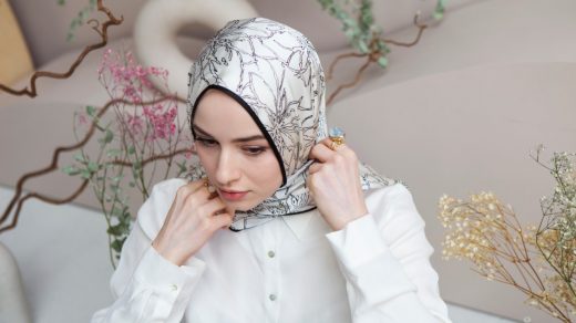 Hijab sebagai Perisai